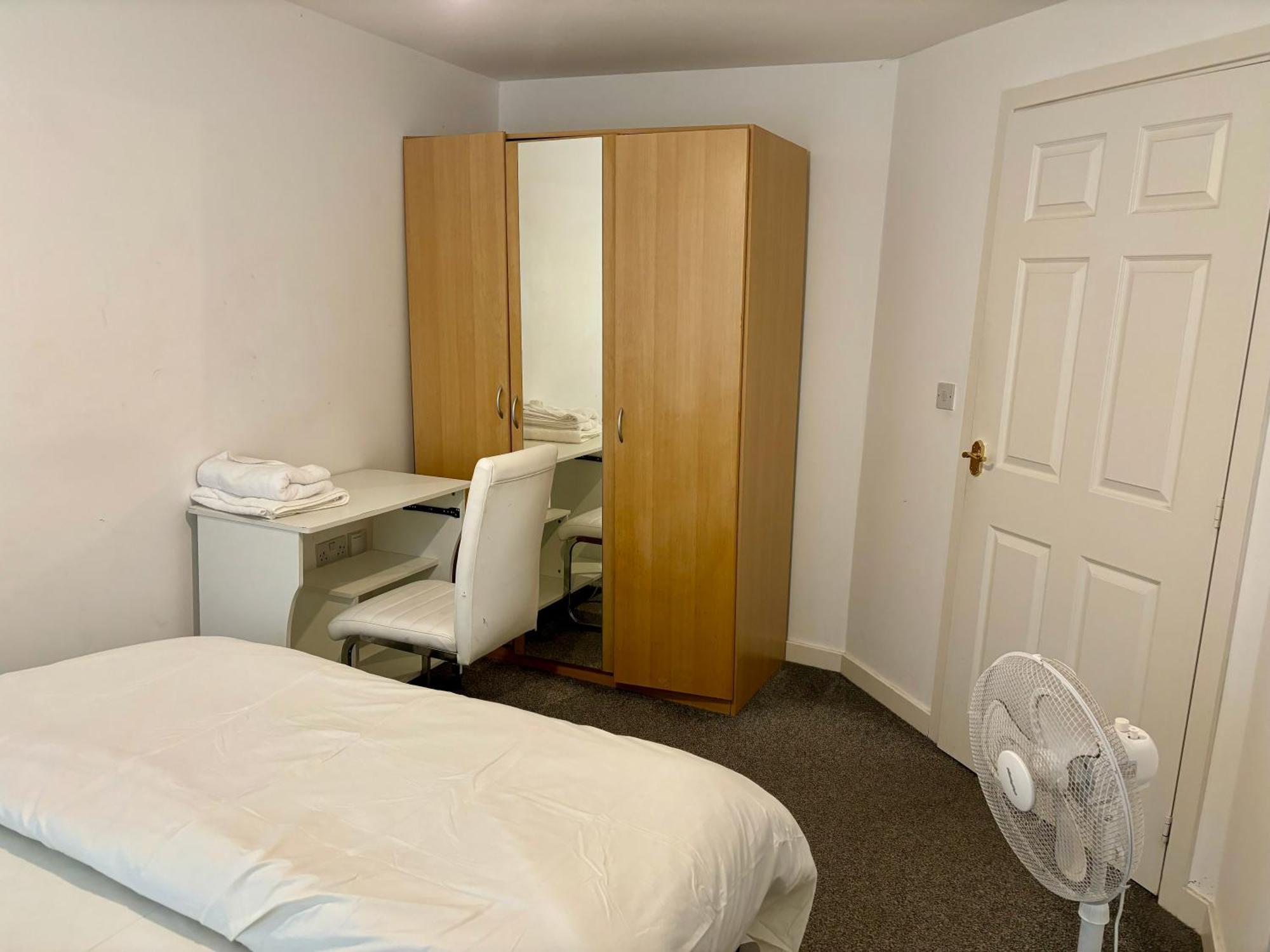 The Flat Apartment Wolverhampton